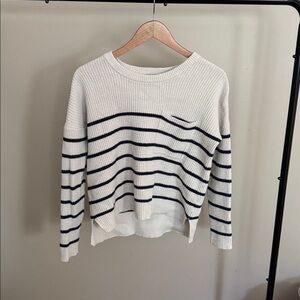 Madewell White and Black Striped Crew Neck Sweater